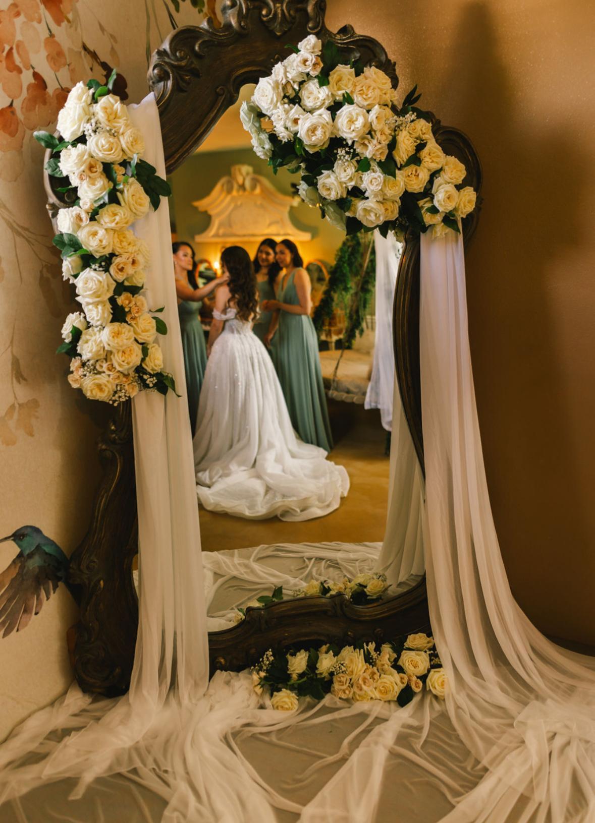 North Coastal Floral Design | Wedding Florists | Cost, Reviews & Photos |  Zola