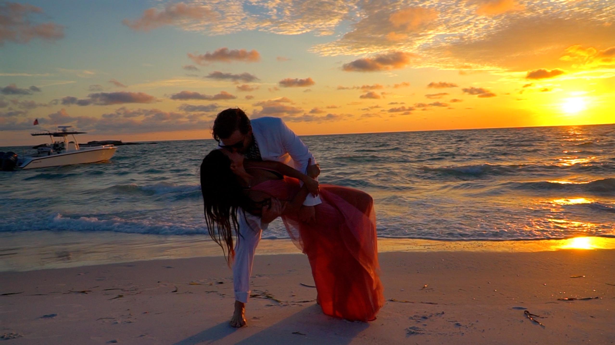 The Wedding Website of Angela Reno and Alex Critcher