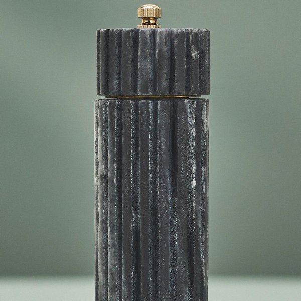 Ribbed Marble Grinder