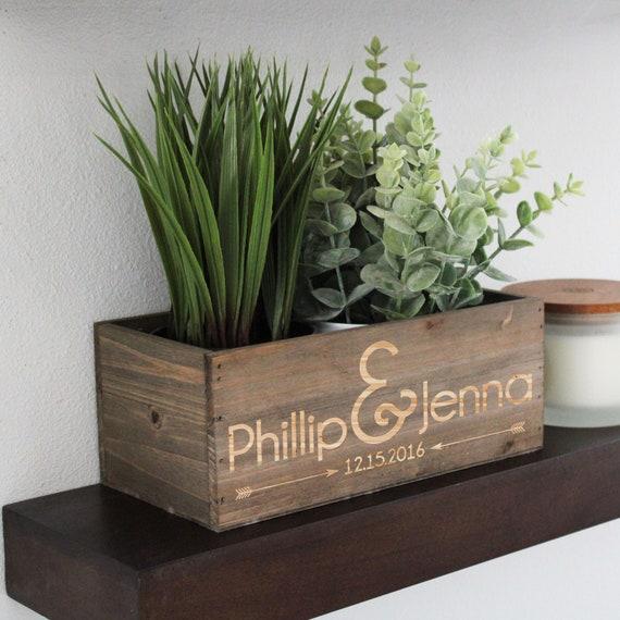 Family Name, Personalized Planter Box, Custom Wood Planter Box, Personalized Wood Planter Box, Indoor Wood Planter, Planter Box Wood
