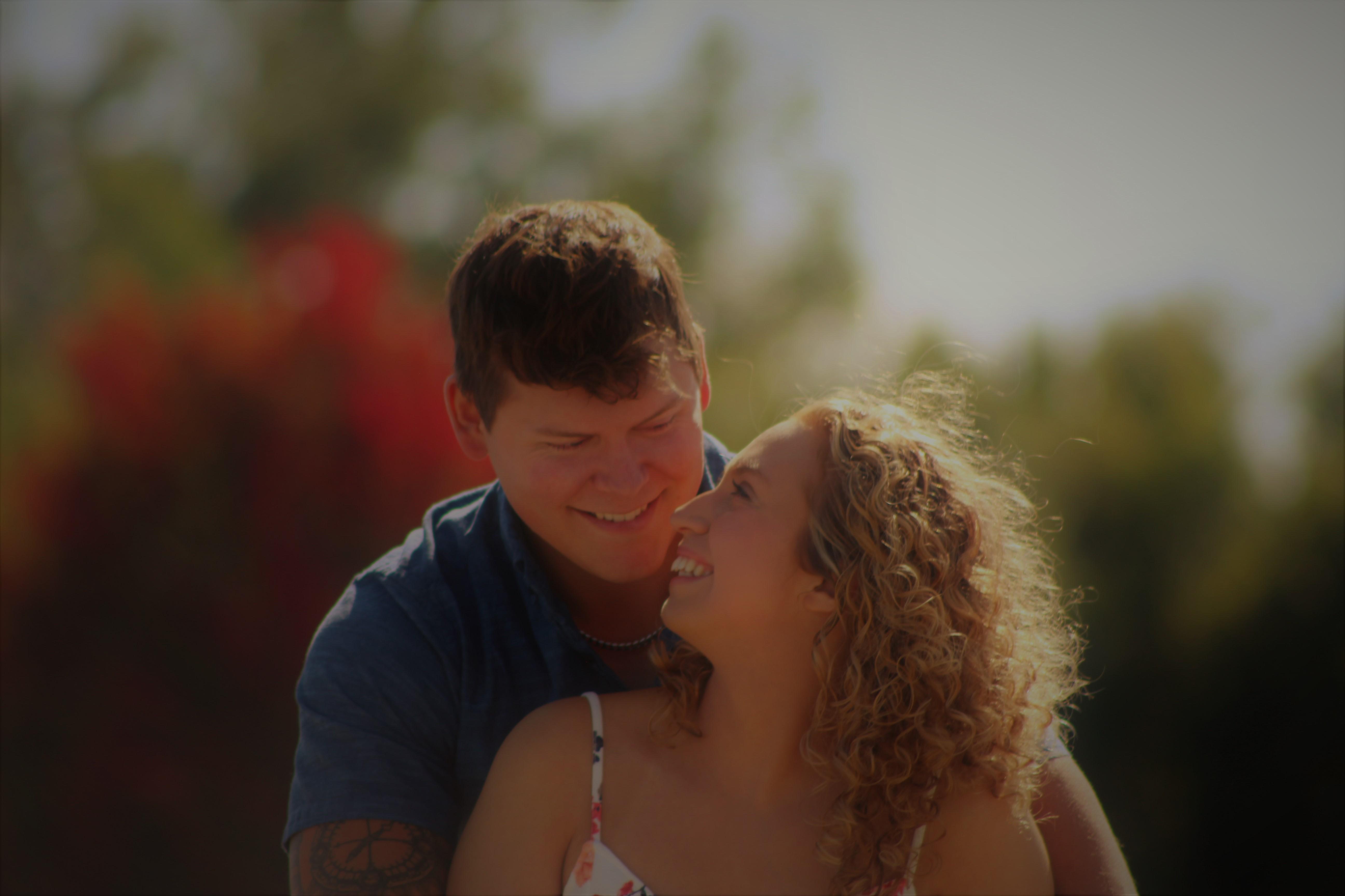 The Wedding Website of Emilee Parr and Hunter Tyner