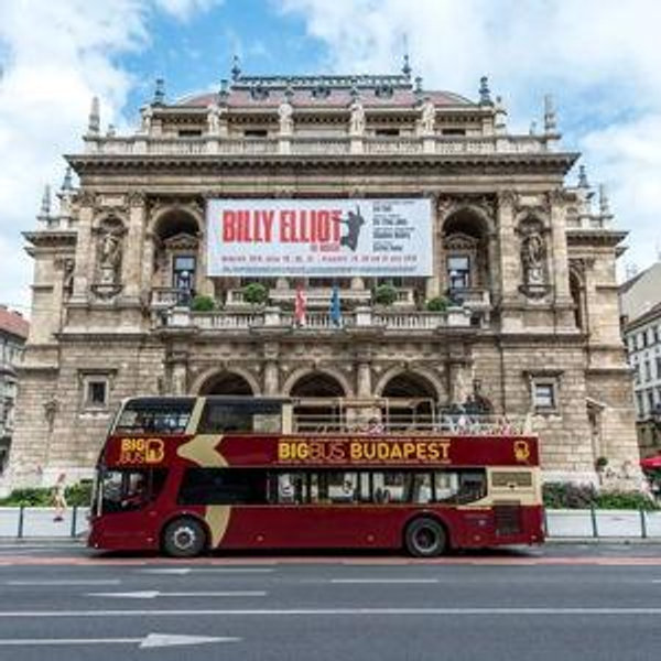 Bus Tour in Budapest! (On the Honeymoon!)