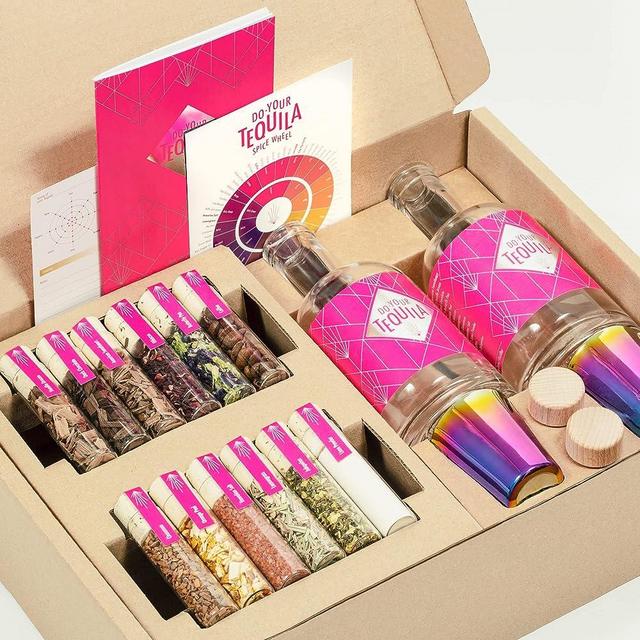 DO YOUR TEQUILA | DIY Tequila Infusion Kit | 12 Woodchip Blends & Botanicals | 2 Shot Glasses & Cocktail Recipes | | Gift Ideas for Adults, Men & Women | Anniversary, Birthday, Wedding, Christmas