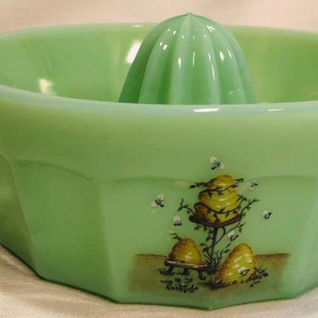 Large Glass Grapefruit or Orange Juice Reamer - Mosser Glass - USA (Jade Bees/Hives)