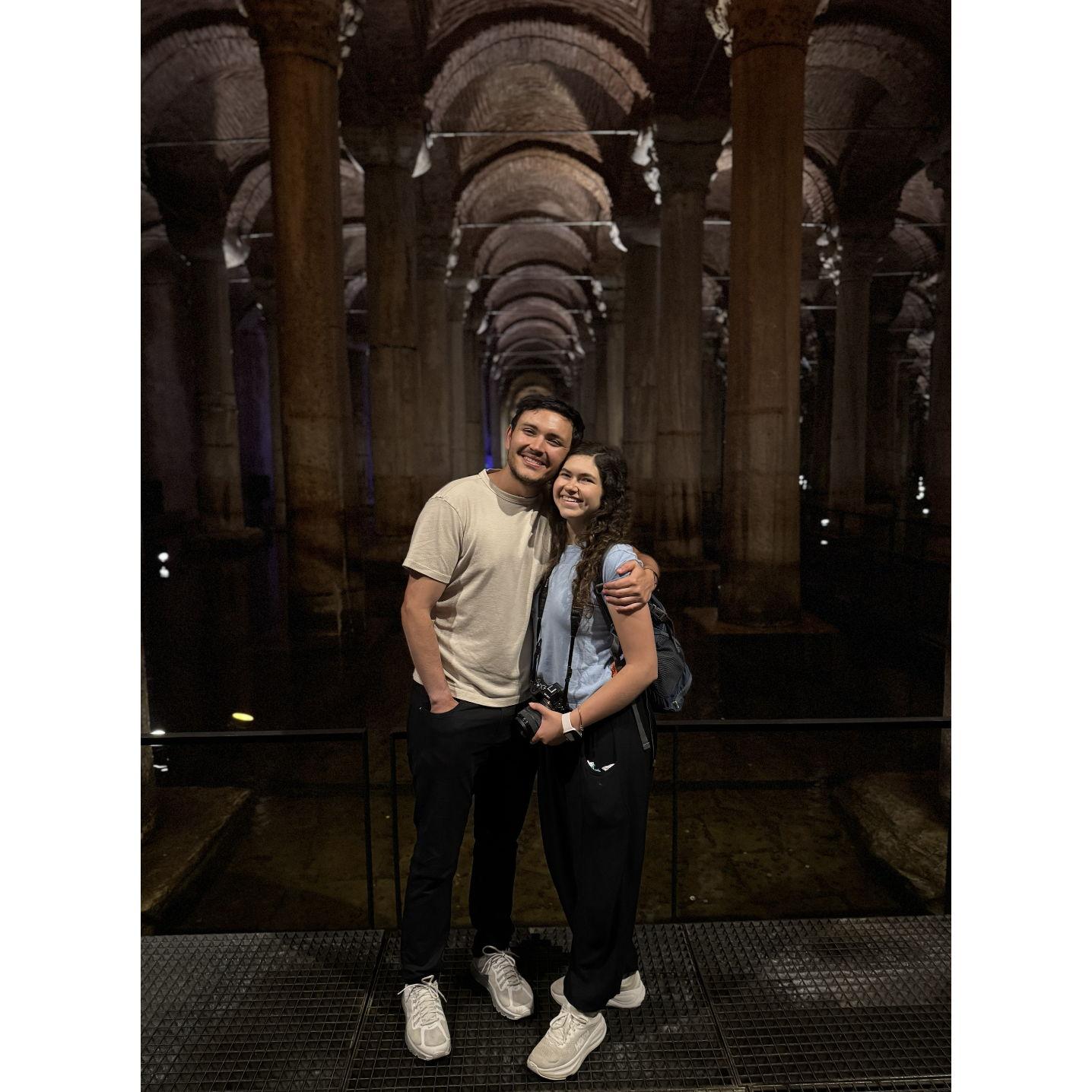 En la cisterna basilica, en Estambul