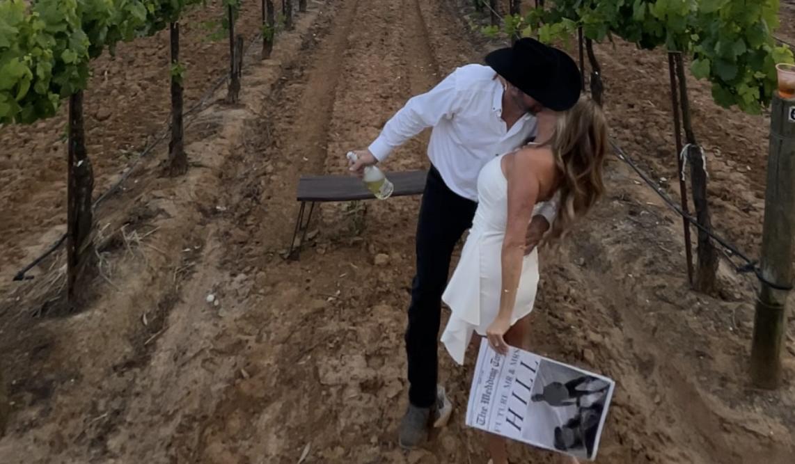 The Wedding Website of Leslie Allison and James Hill