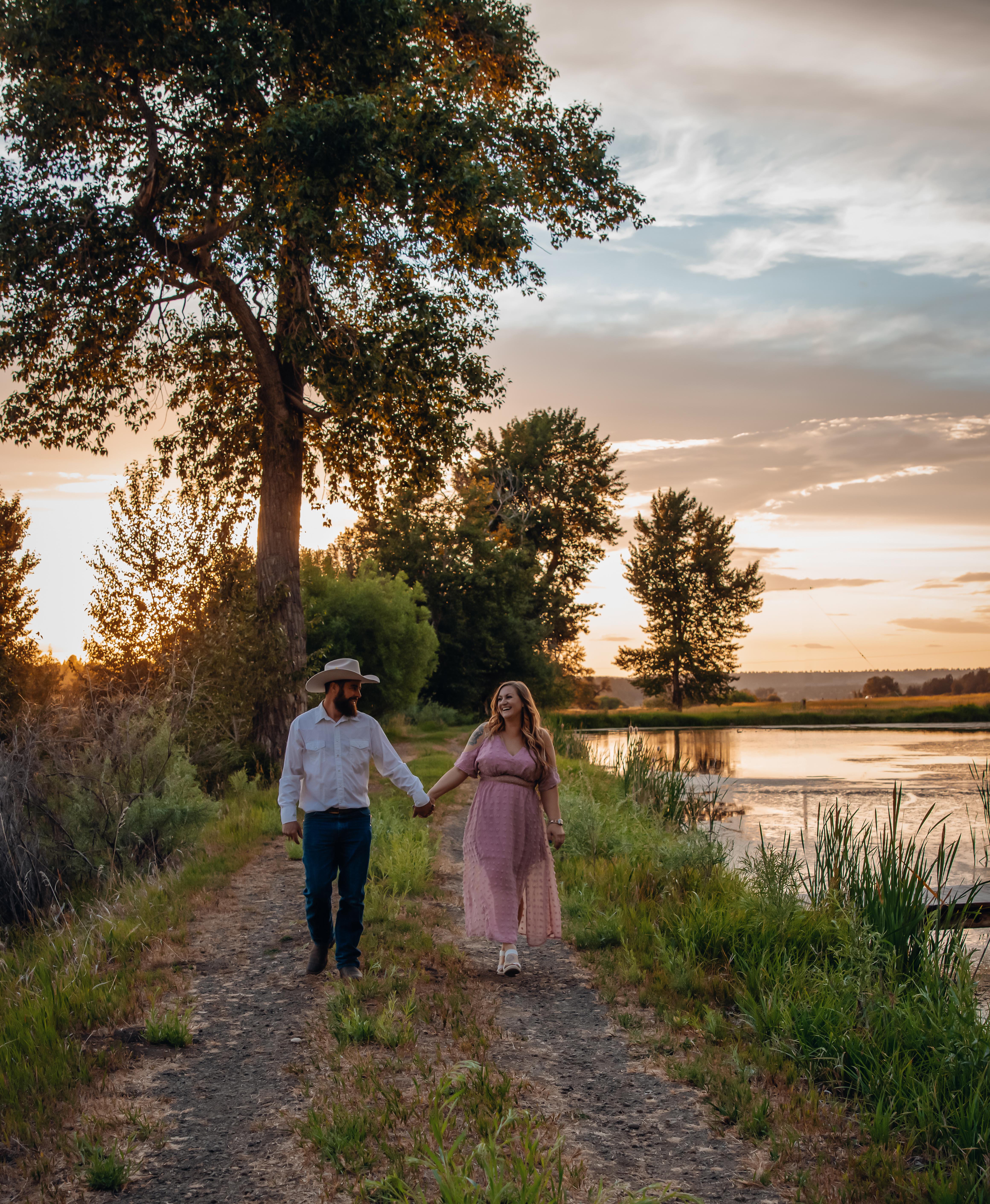 The Wedding Website of Mallory Adams and Drew Morgan