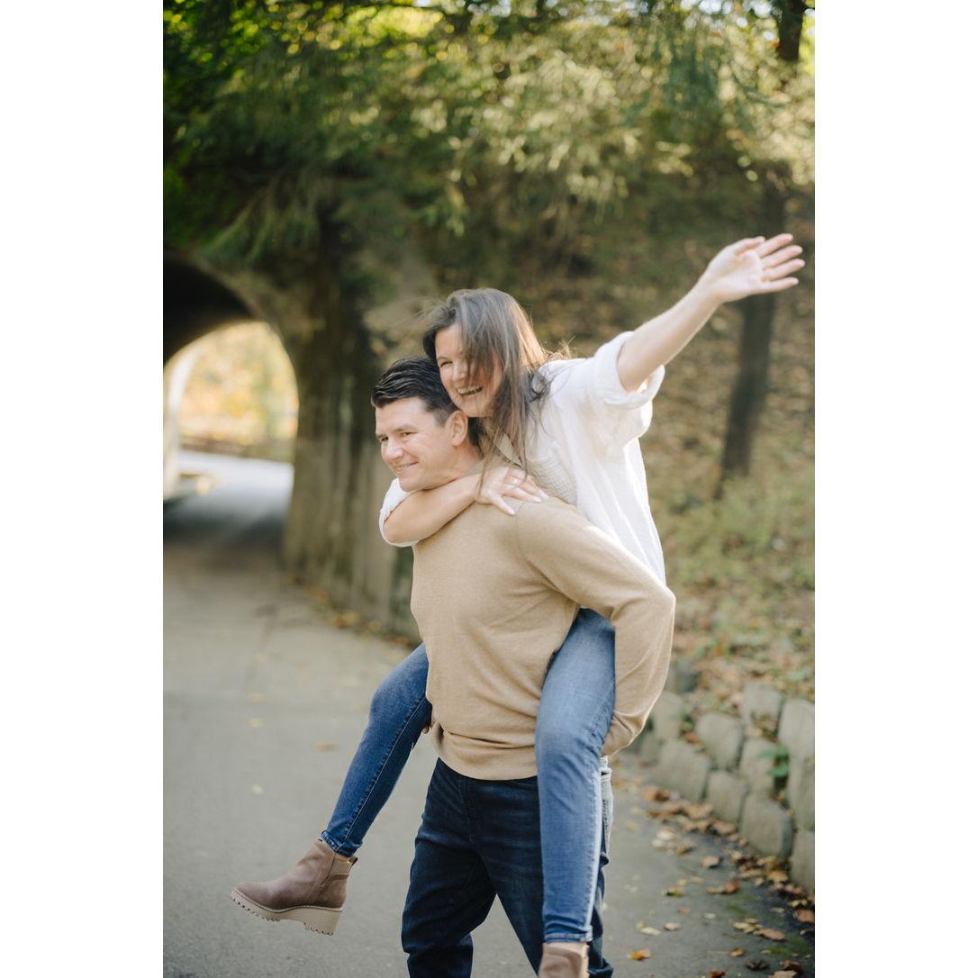 Engagement photo shoot with Dani Leigh Photography (2024)