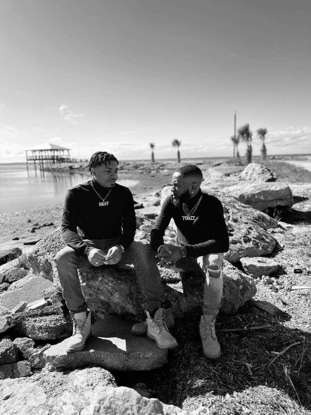 The Wedding Website of Antonio Peterson and Darius Daniels