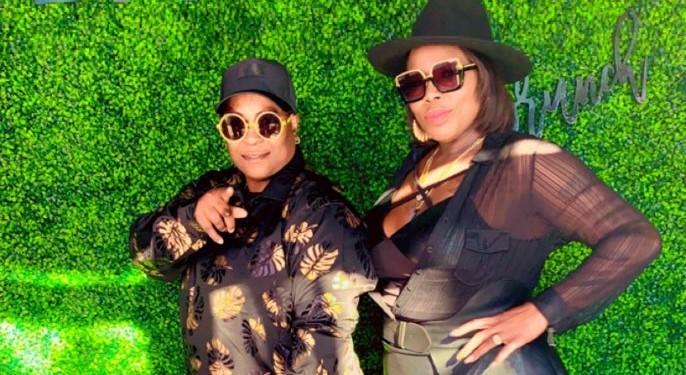 The Wedding Website of Maine Thompson and Yanna Glover