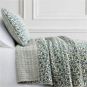 Laney Floral King Quilt in Chambray