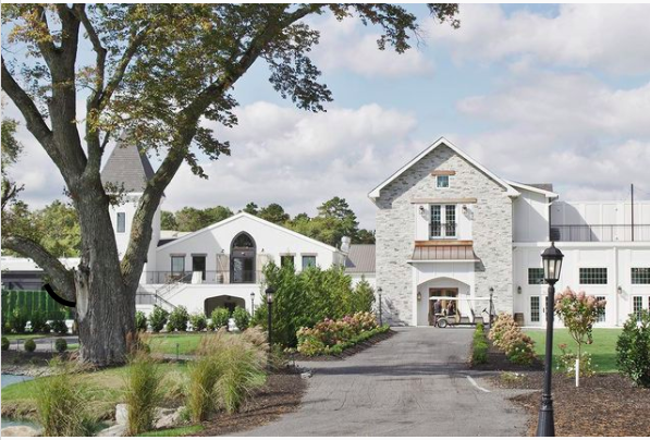 The Wedding Website of Leigh Reichert and Peter Borror