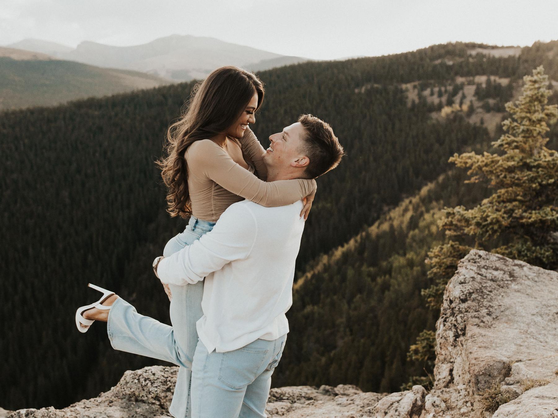 The Wedding Website of Ava Norrigan and Garrett Graver