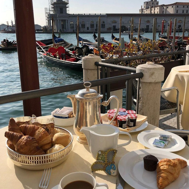 Brunch in Venice