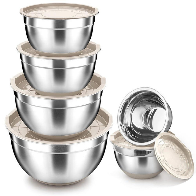 TeamFar Khaki Mixing Bowls, 6-Piece Stainless Steel Nesting Salad Bowls with Lid Set for Prepping Baking, Non-Toxic & Stackable, Air-Tight Lid & Non Slip Bottom, 4.6/2.6/2/1.5/1 / 0.7 QT