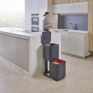 Totem 40-liter Dual Waste & Recycling Bin