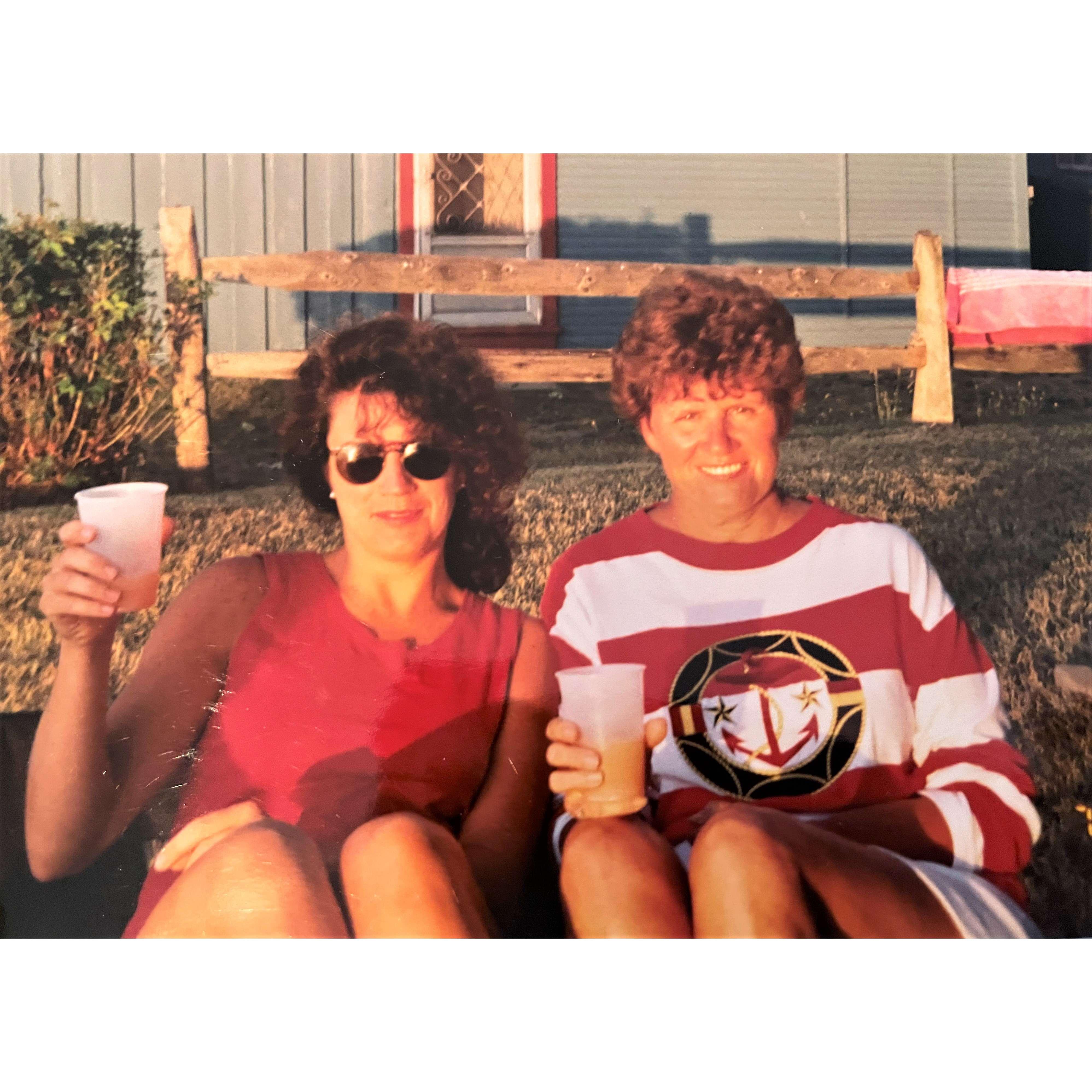 Marcia & Mom (1998)