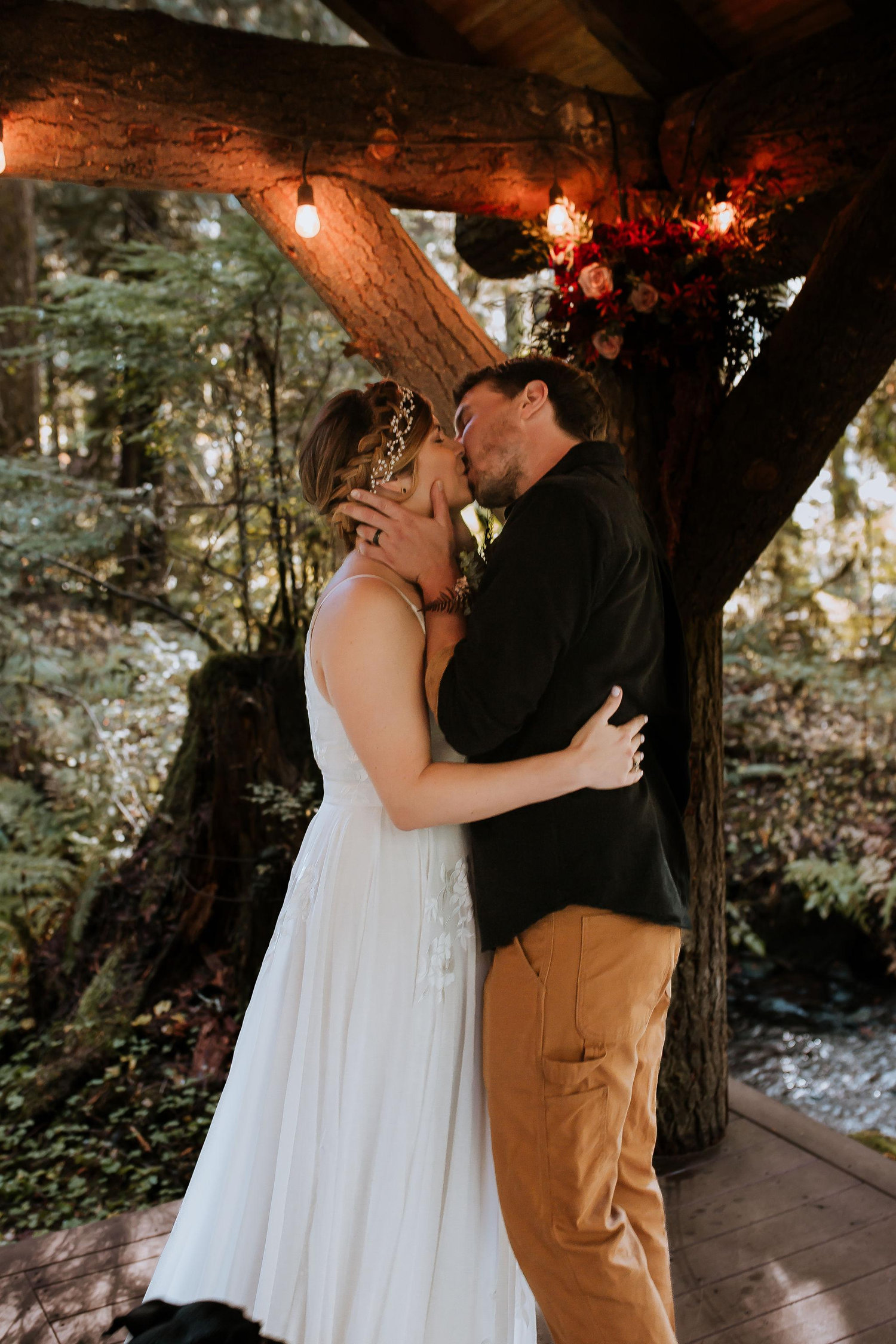 The Wedding Website of Olivia Morris and Dan Goeppner