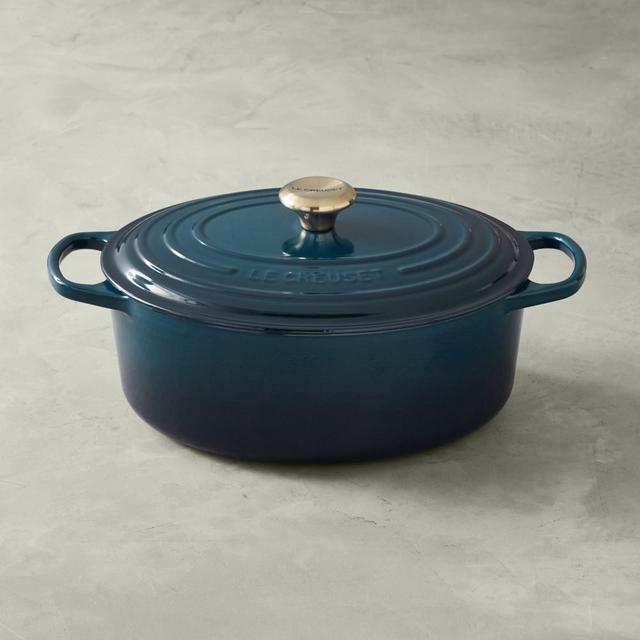 Le Creuset Signature Enameled Cast Iron Oval Dutch Oven, 6 3/4-Qt., Agave