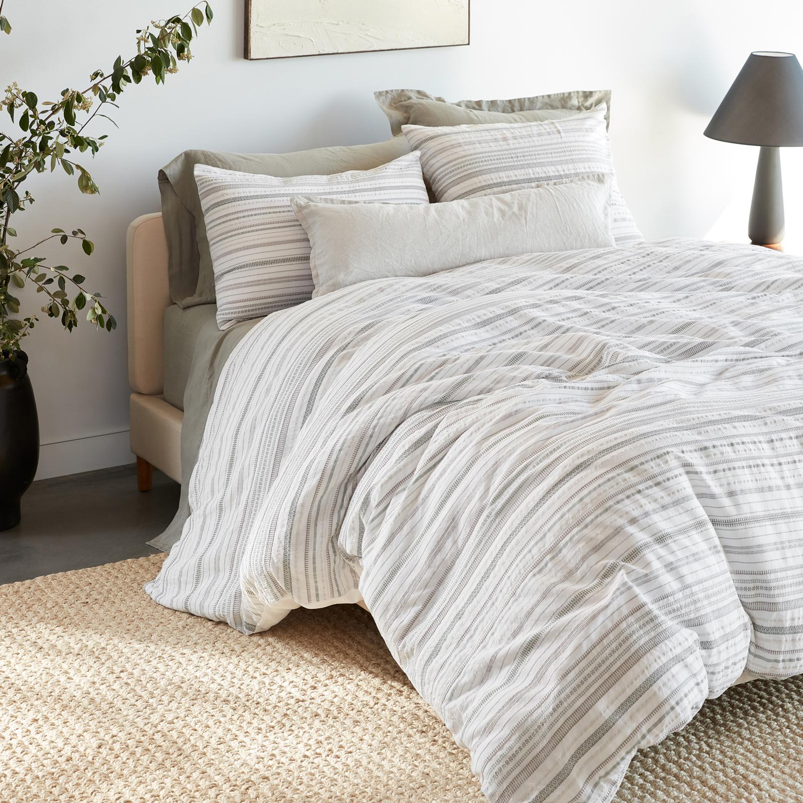 Coyuchi, Geo Cove Organic Duvet Cover Zola