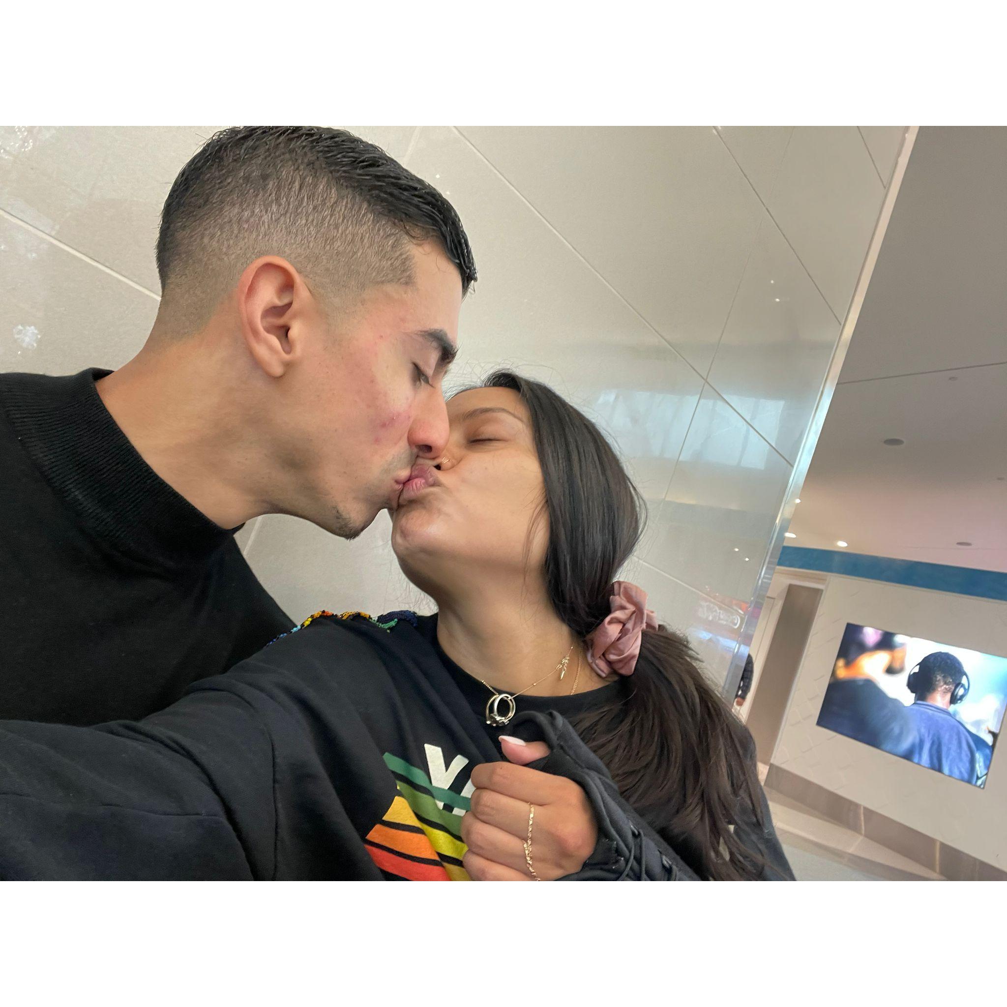 Pre-engagement selfie
3.19.23
