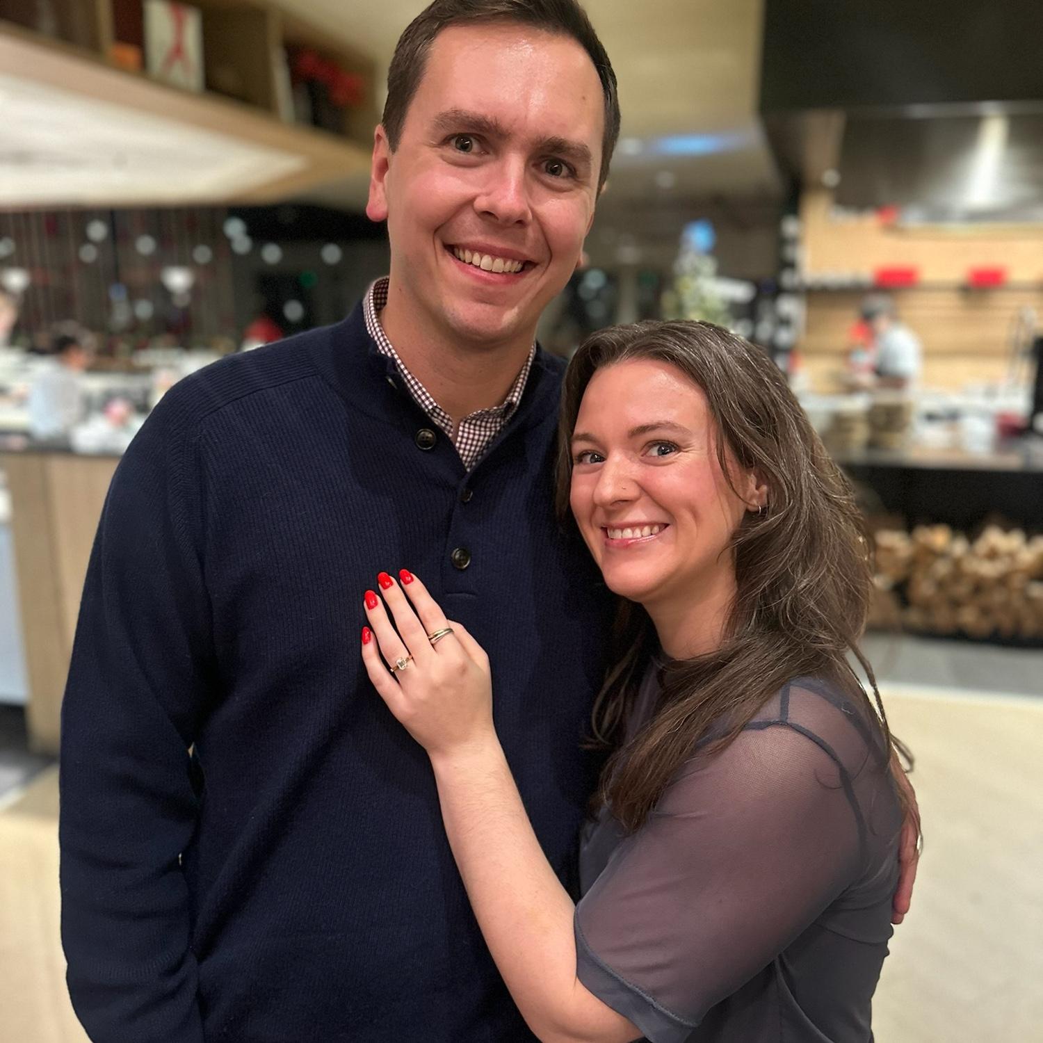 We're engaged!!