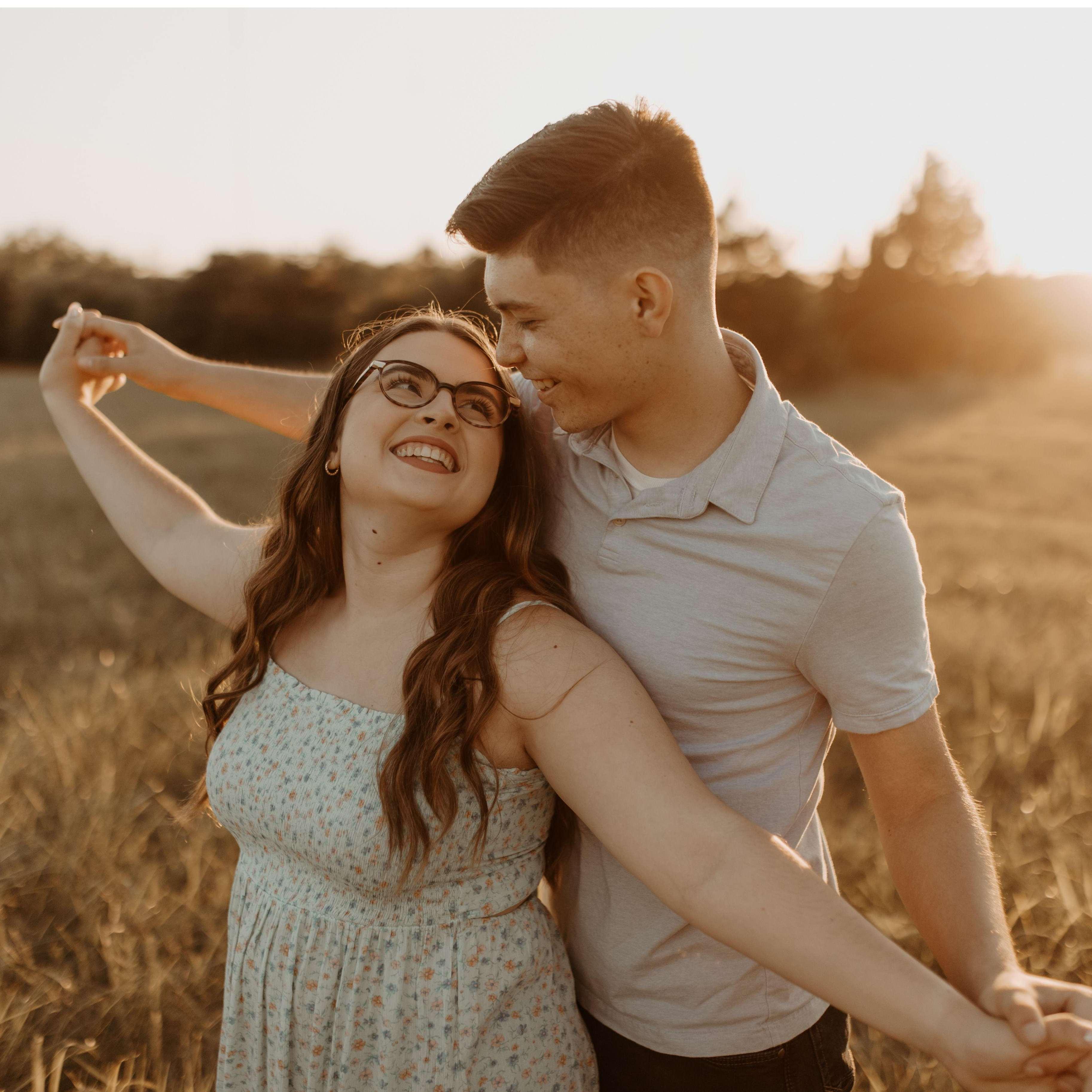June 2022. The couple got their second round of engagement photos done with their photographer!