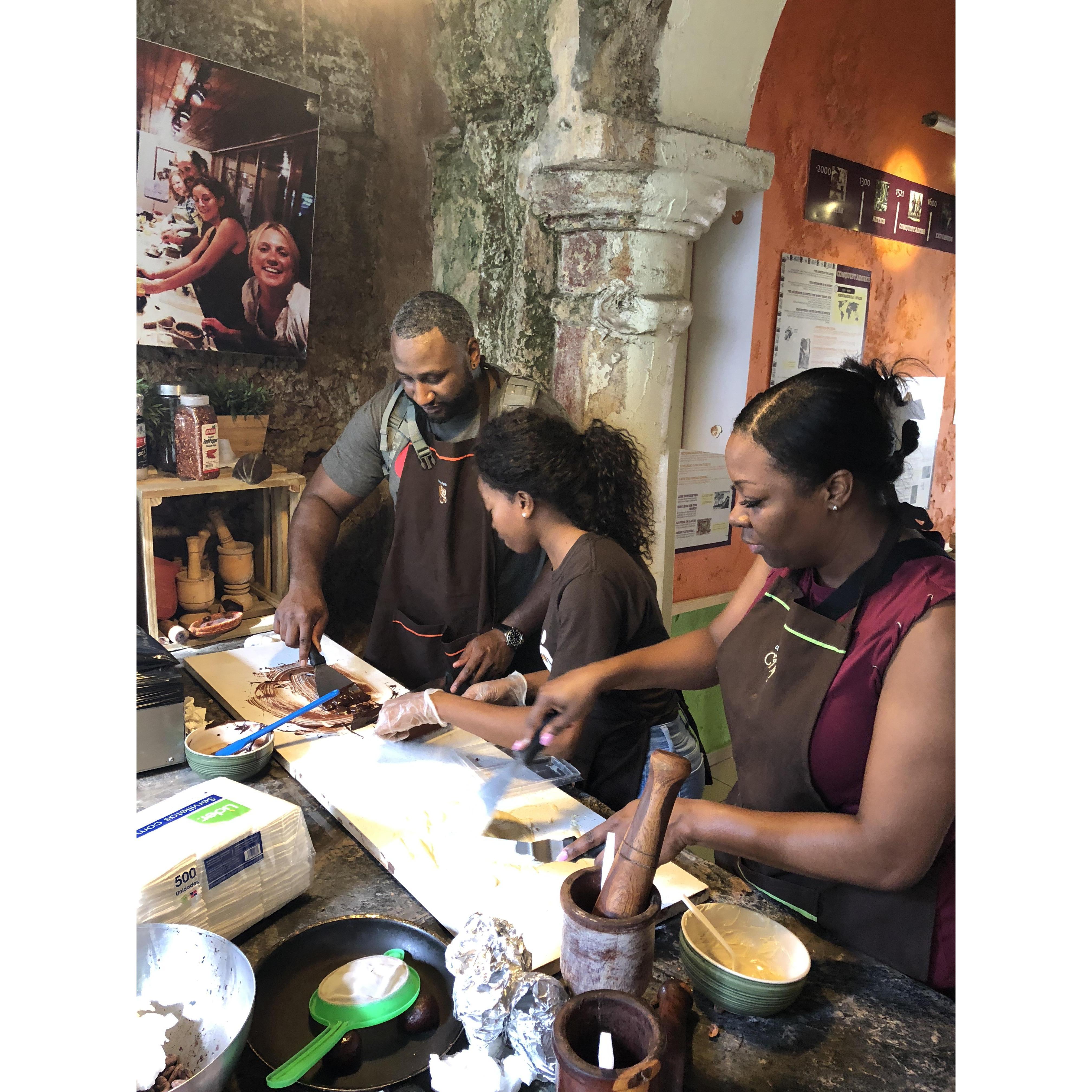 Choco Museo, making our own chocolate from cocoa beans, Santo Domingo, DR
