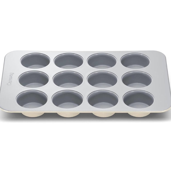 Non-stick 12-cup muffin pan