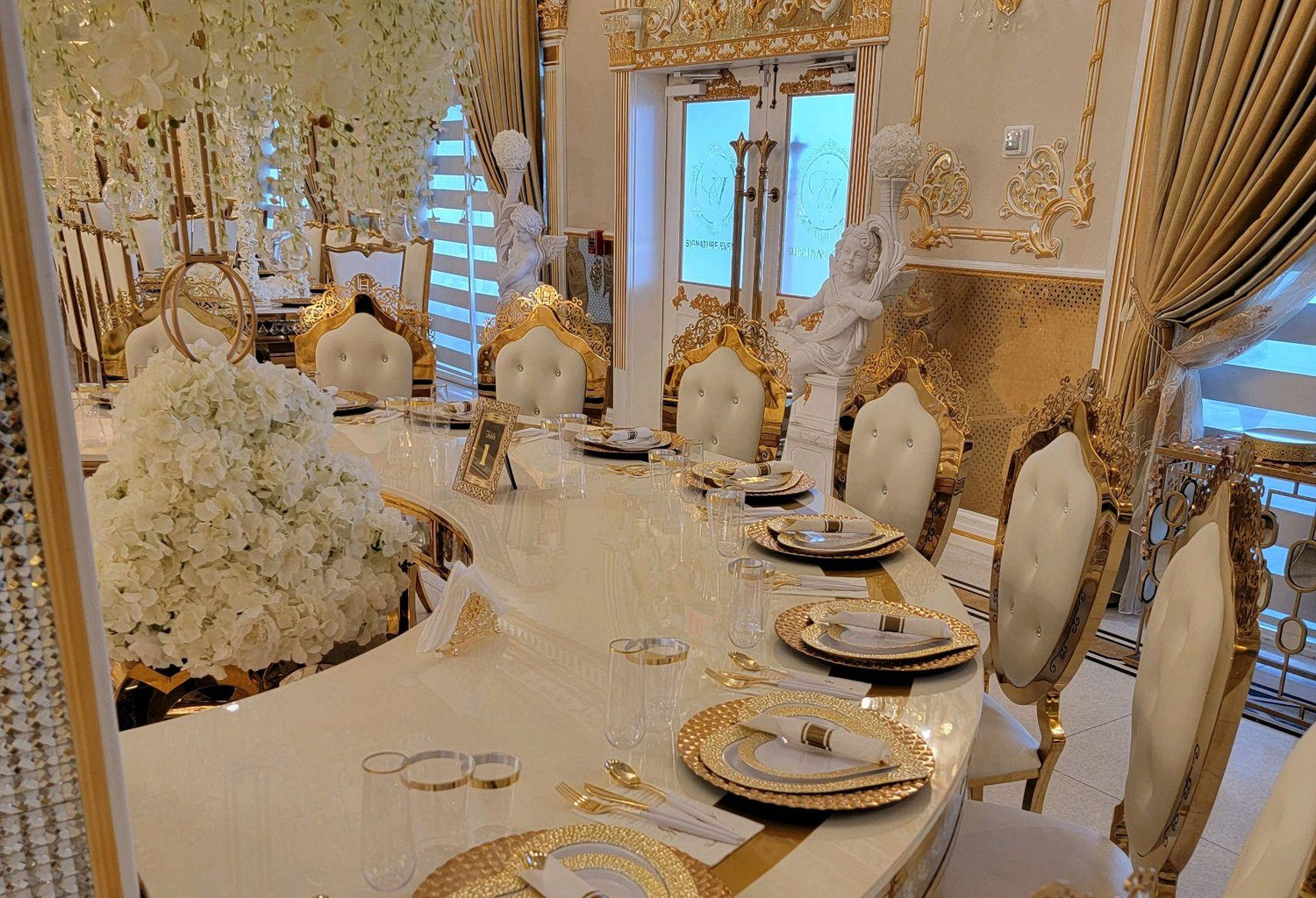 The Wedding Website of Samantha Moran and Maltius Morrissey