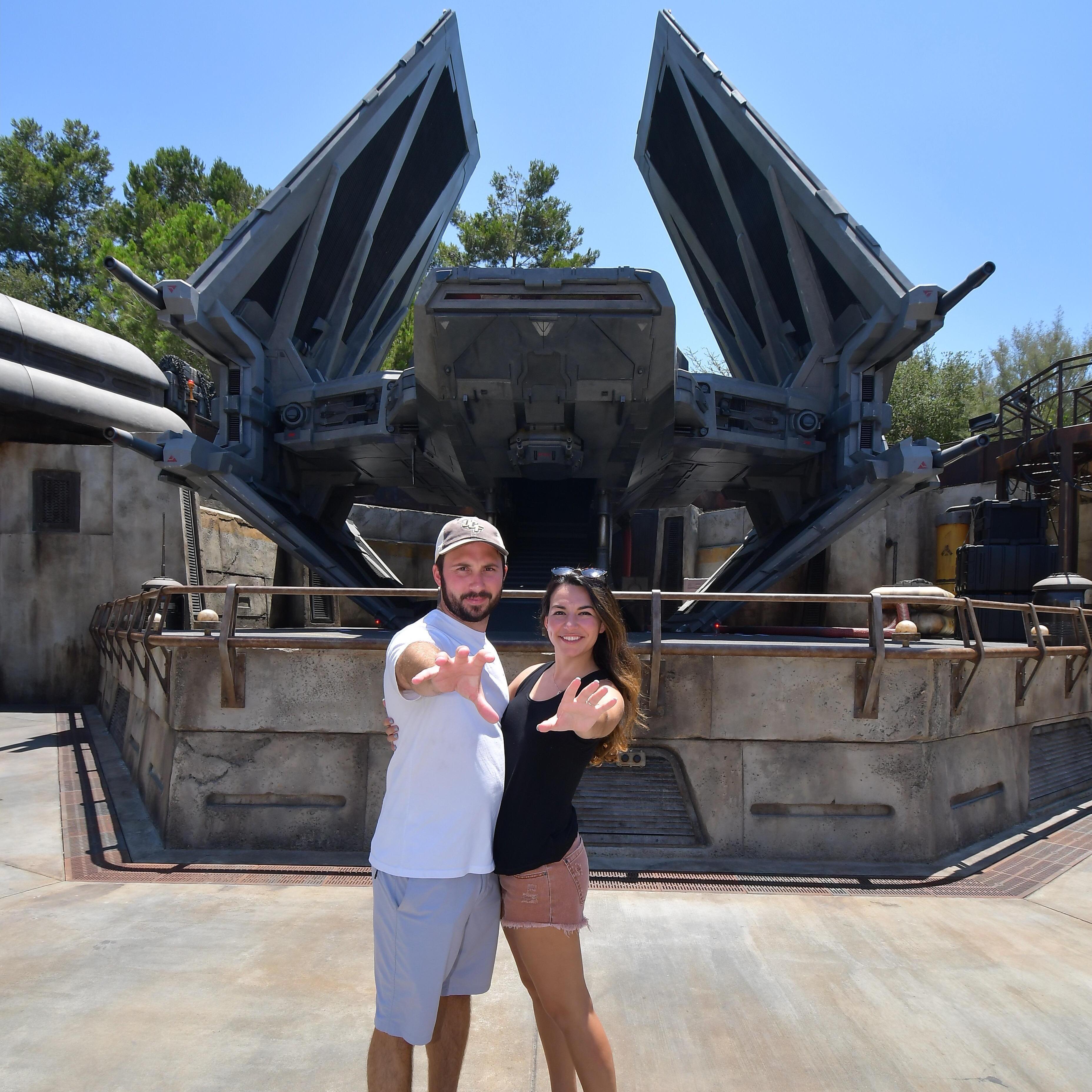 Grand Opening  of Star  Wars  Land!