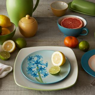 Colorwave Floral Accent Plate