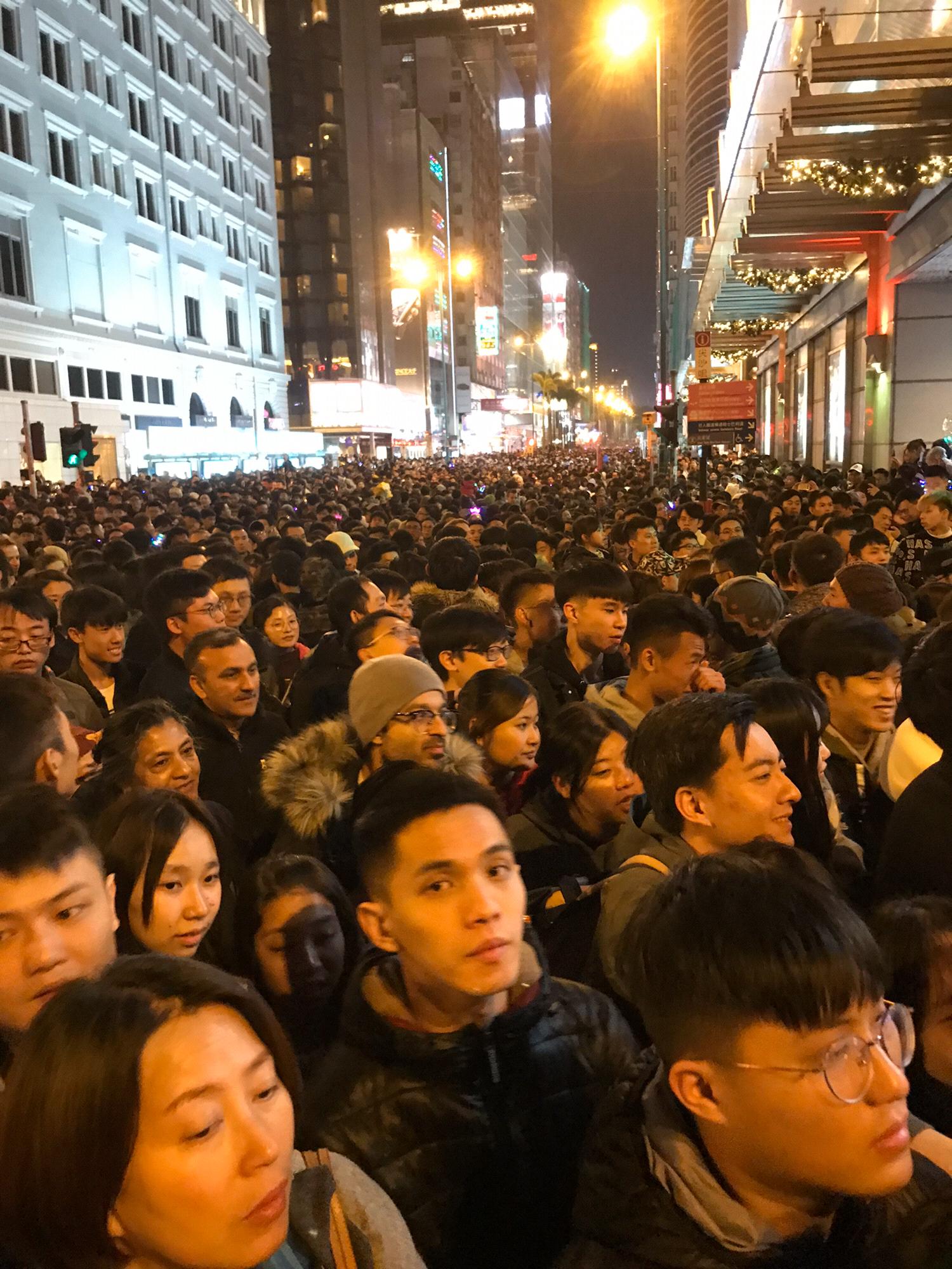Hong Kong // watching the New Years Eve fireworks 2019
