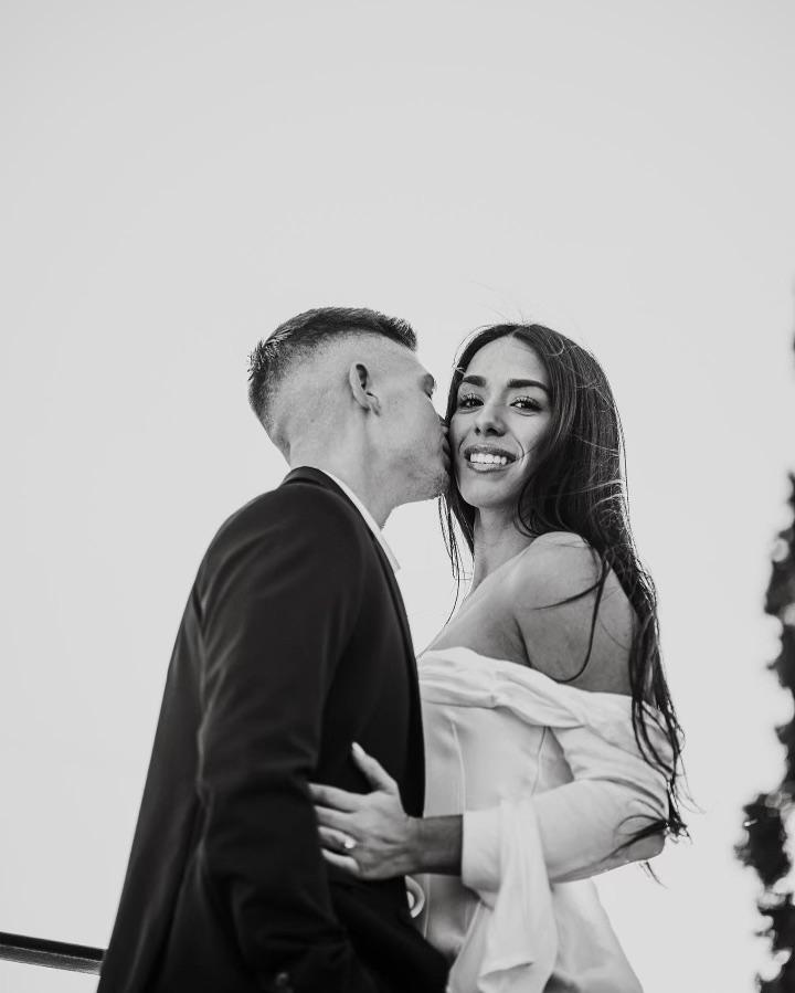 The Wedding Website of Luciana Mendoza and Tyler Thompson