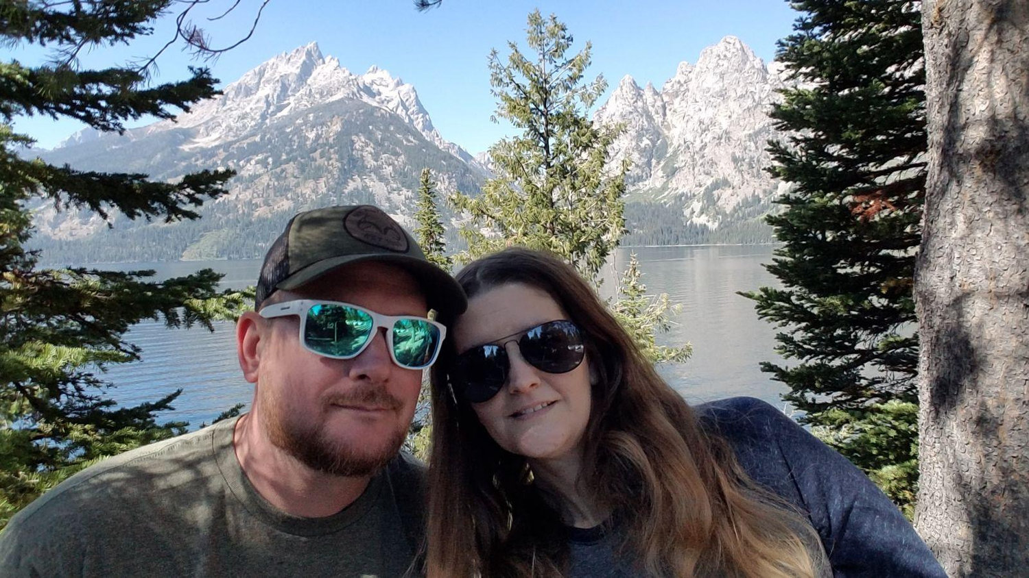 The Wedding Website of Amber Bowlin and Christopher Elslager