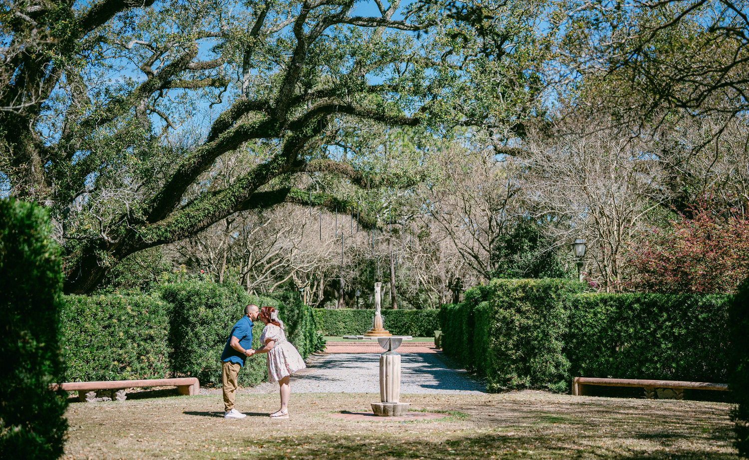The Wedding Website of Laura Venegas and Leonidas Vanegas