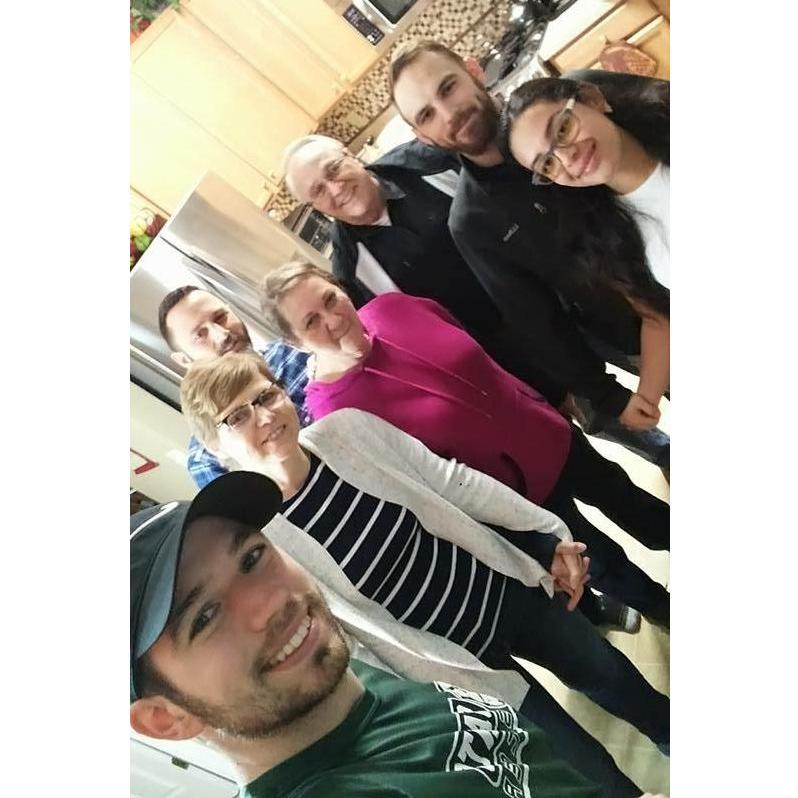 Beautiful Biolsi family.
Hermosa familia Biolsi.