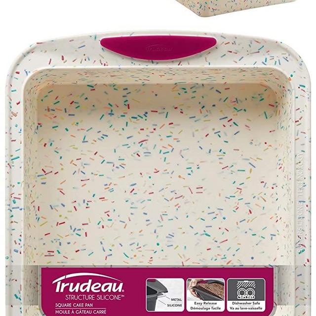Trudeau Bakers Fetti Structured Silicone 8"x8" Cake Pan