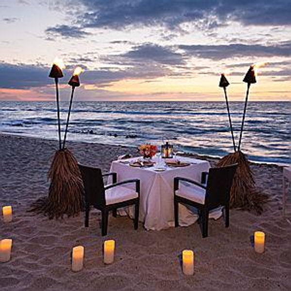 Romantic Beach Dinner