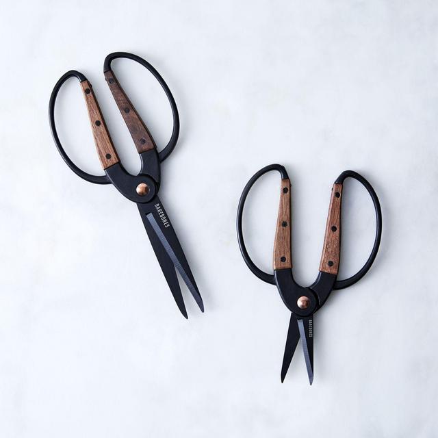 Walnut Garden Scissors