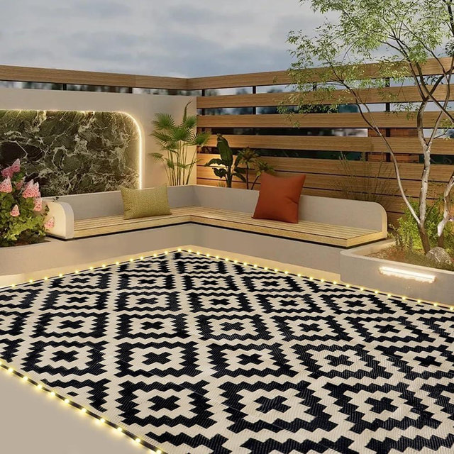 SAND MINE Reversible Mats with Led Strip Lights, Plastic Straw Rug, Modern Area Rug, Large Floor Mat for Outdoors, Patio, Backyard, Deck, Picnic, Camping, Black & Beige, 5' x 8'
