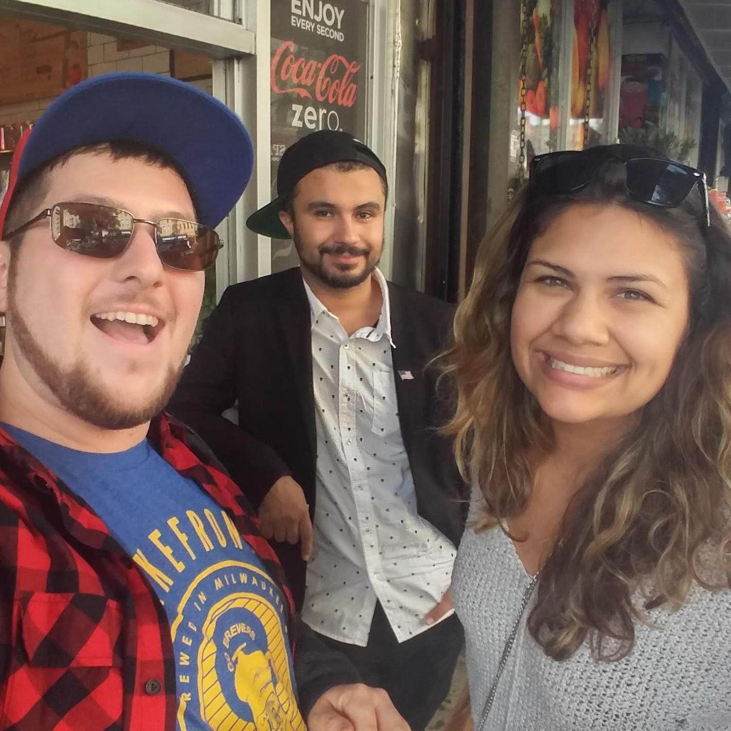 When Harri's two favorite people, Olivia and Jesse (Groomsman),finally met each other!