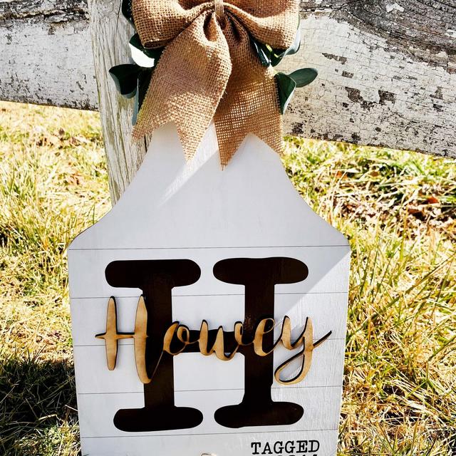 Custom name sign