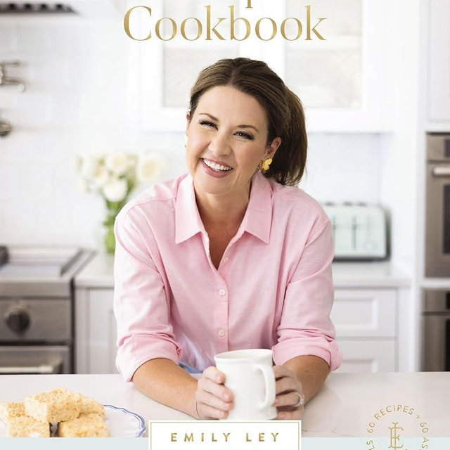 The Simplified Cookbook: Delicious Meals with Effortless Prep (60 Recipes + 60 Assembly Meals) – The Perfect Gifts for Busy Moms and Dads