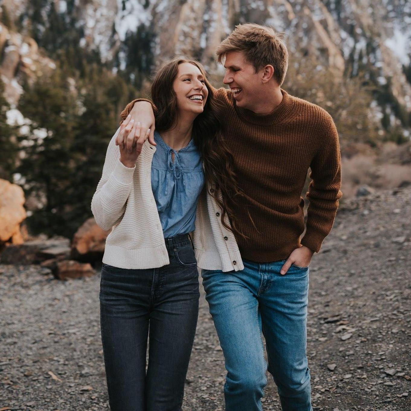On the day Jacob proposed, he asked Brooklyn to go on a walk twice and she said it was too cold and she was hungry. He finally convinced her to walk to the temple grounds where he asked the question.