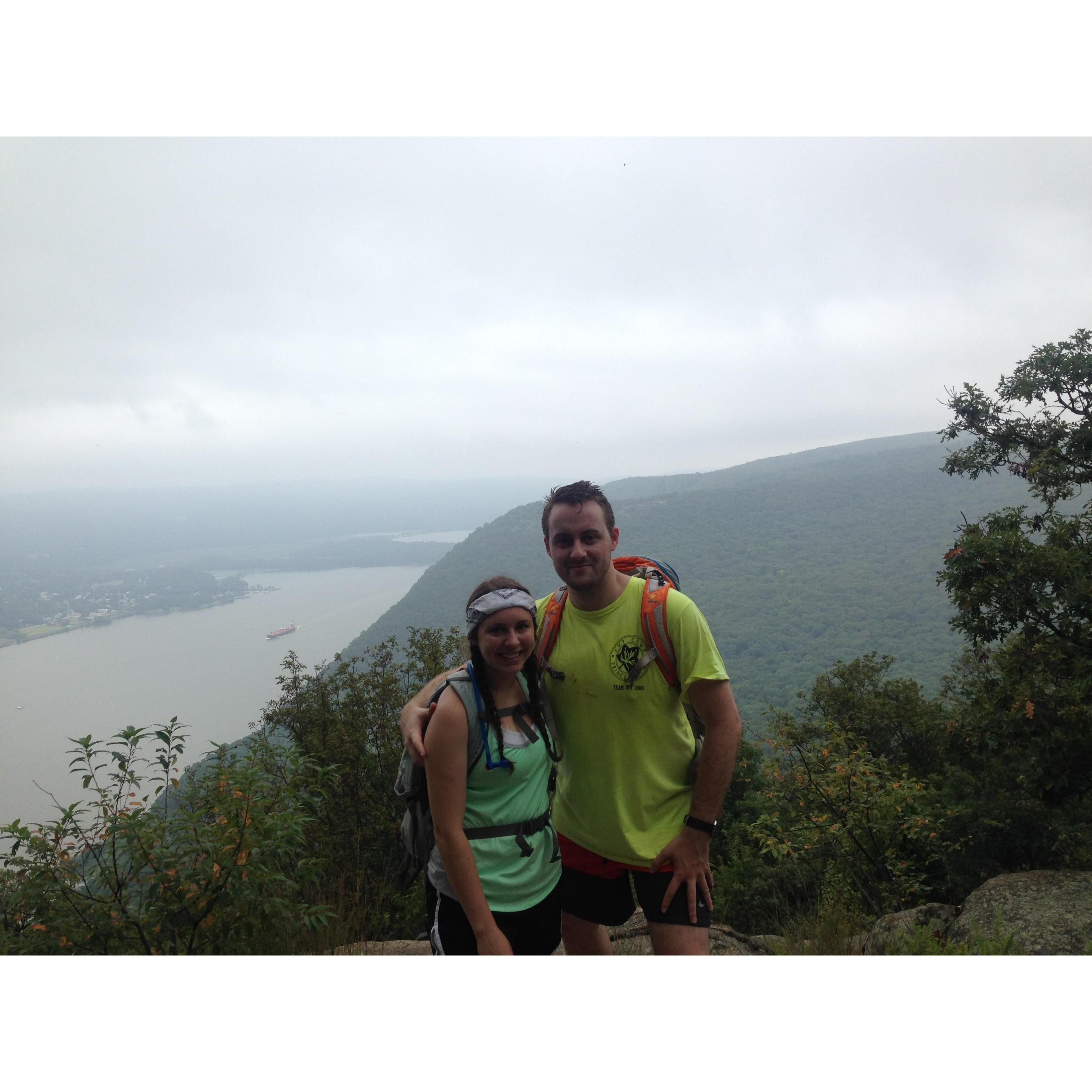 Escaping the city to enjoy a hike along the Hudson River