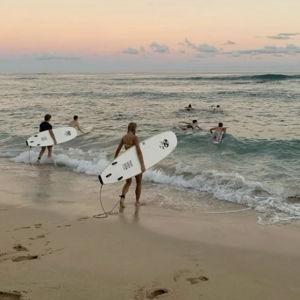 Honeymoon: Surf Lessons