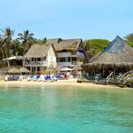 Boat ride around the Rosario Islands