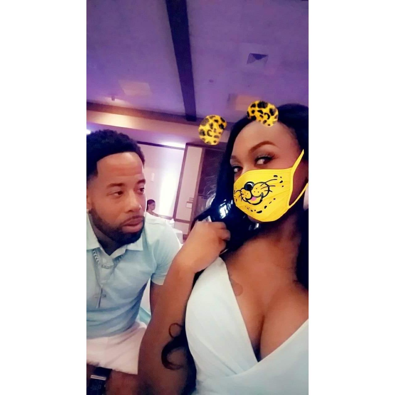 Just look how he looks at me❤❤❤