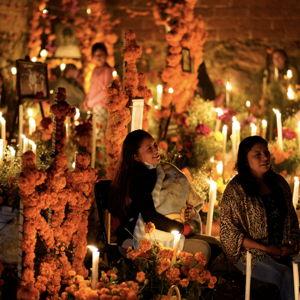 Honeymoon in Oaxaca for Dia de los Muertos